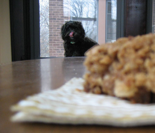 My Sister's Apple Crunch Cake : Whipped