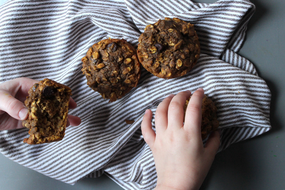 Oatmeal Pumpkin Muffins with Chocolate Chips