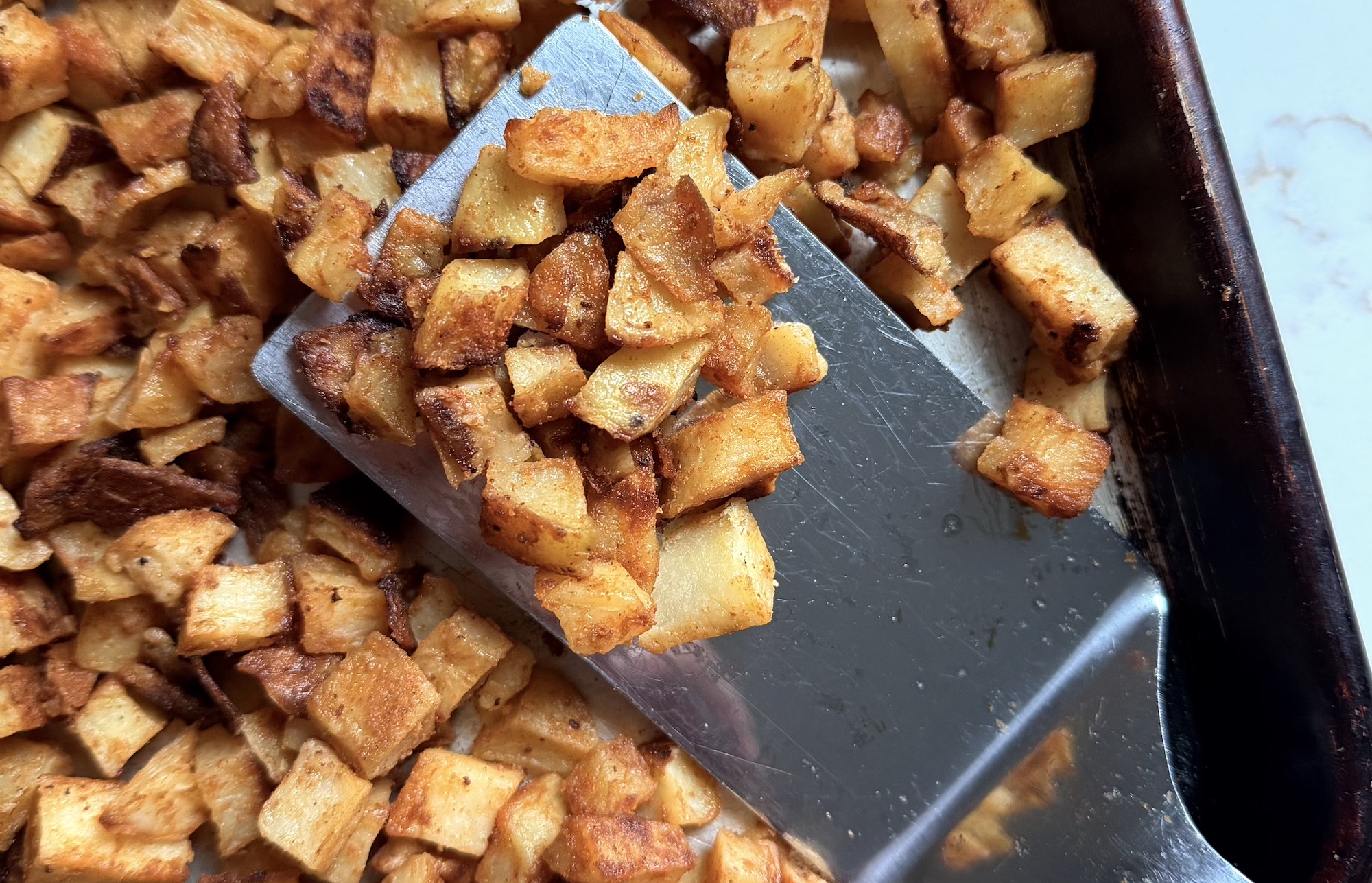 Crispy Seasoned Breakfast-style Potatoes Made in the Oven